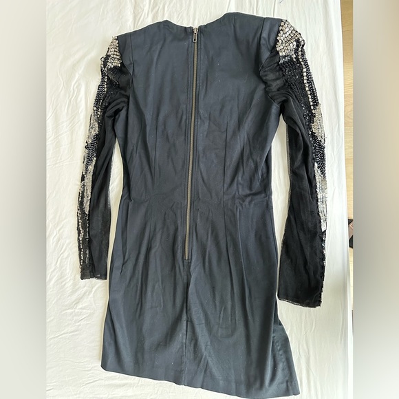 Simple Black Dress - Picture 2 of 2